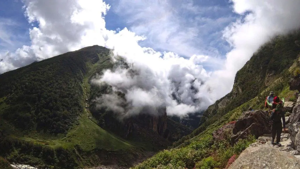 valley-of-flowers-uttarakhand