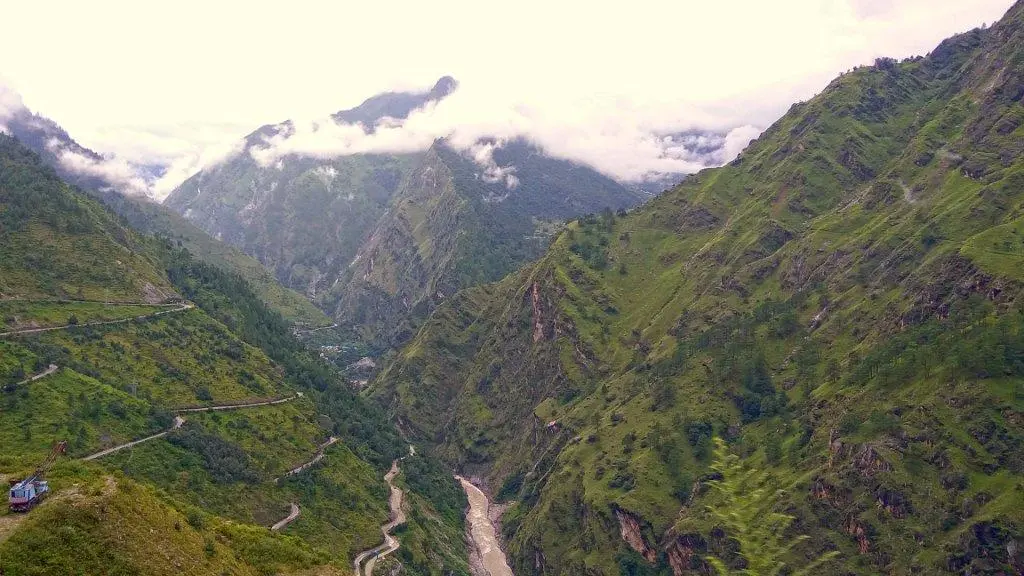 valley-of-flowers-uttarakhand