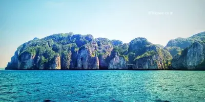 A Boat Ride To The Phi-Phi Islands Shamik Mukherjee